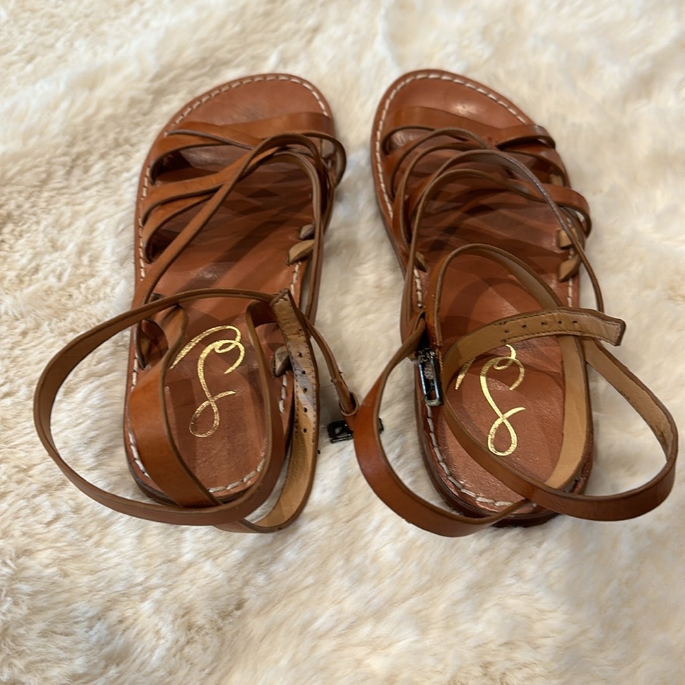 Sandals - Picture 2 of 5